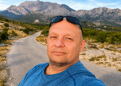 Aleš Macharáček